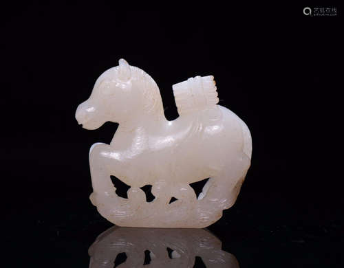 A HETIAN JADE ORNAMENT OF HORSE SHAPED