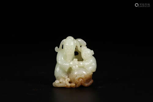 A HETIAN JADE PORTRAITS ORNAMENT