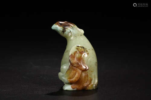 A HETIAN JADE CELESTIAL COCK ORNAMENT