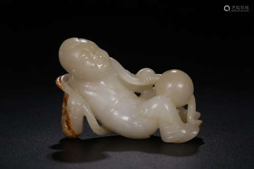 A HETIAN JADE BALL PLAYING LAD ORNAMENT