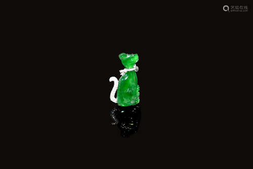 A JADEITE ORNAMENT