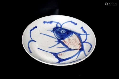 A BLUE AND WHITE UNDERGLAZE RED BIG PLATE WITH CARP PAINTED