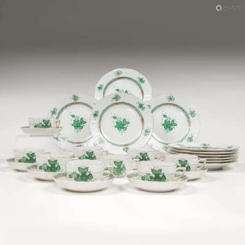 Herend Teacups, Saucers, and Lunch Plates, Chinese