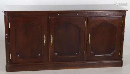 Mahogany Three Door Server