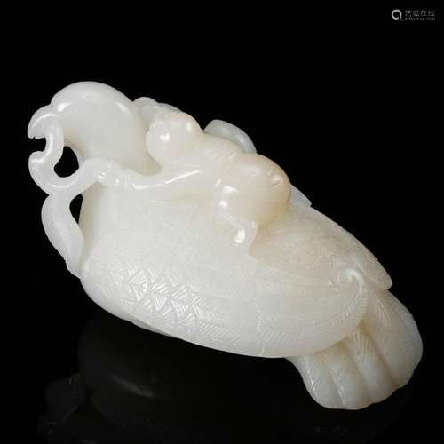 CHINESE WHITE JADE CARVED SPARROW