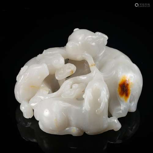 CHINESE WHITE JADE CARVED GROUP OF SHEEP