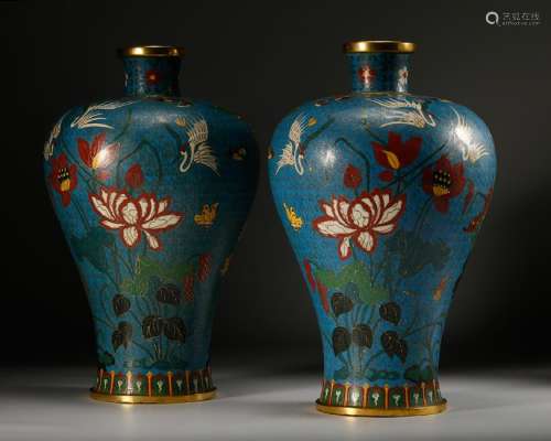 CHINESE PAIR OF CLOISONNE MEIPING VASE