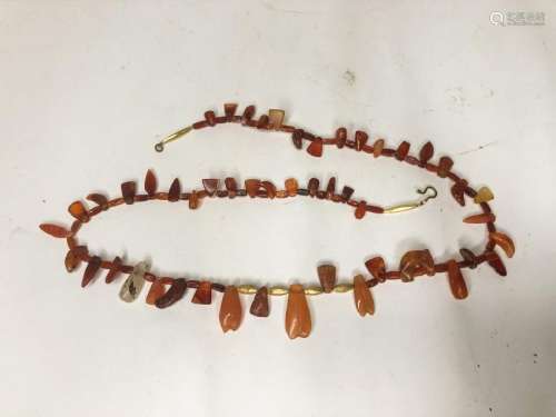 EGYPTIAN CARNELIAN AND AGATE BEAD AND PENDANT NECK