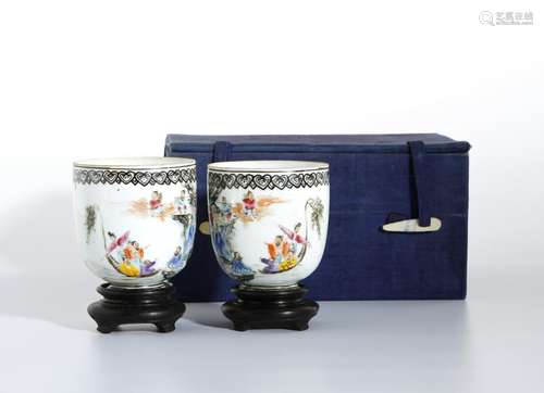 Pair of Chinese Famille Rose 'Eight Immortals' Cups