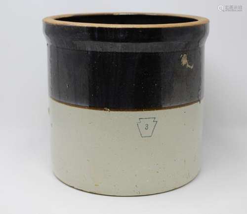 3-Gallon Two Tone Stoneware Pot