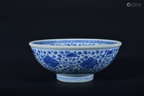 A BLUE AND WHITE 'LOTUS' BOWL. MING PERIOD