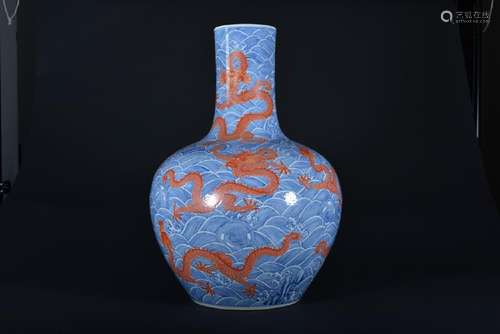 A LARGE OF BLUE AND WHITE IRON-RED 'DRAGON' VASE.QING