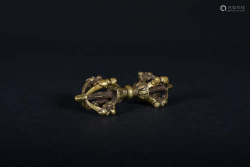 A BRONZE RITUAL VAJRA.MING PERIOD