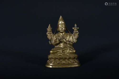 A GILT-BRONZE FIGURE OF TSONGKHAPAT.QING PERIOD