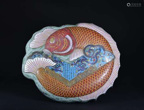 A LARGE OF BRONZE CLOISONNE ENAMEL 'FISH' BOX AND