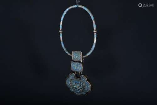 A PAINTED SILVER NECKLACE.QING PERIOD