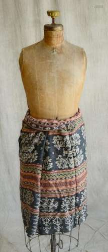 Indonesian Woven Cotton Flores Sarong