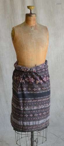 Indonesian Woven Cotton Flores Sarong