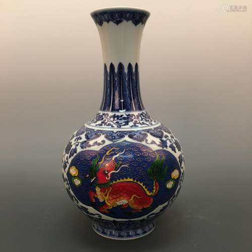 Chinese Blue-White Porcelain Vase with YongZheng Mark