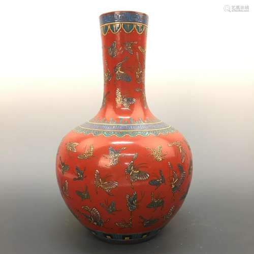 Chinese Famille Rose 'Butterfly' Vase, Kangxi Mark