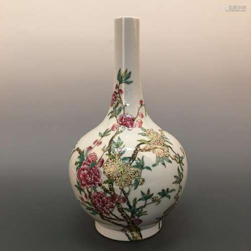 Chinese Famille Rose Globular Vase, Yongzheng Mark