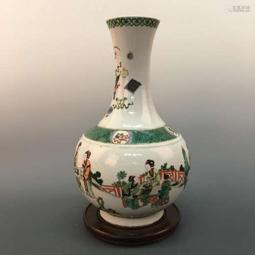 Chinese Wucai Figure Vase