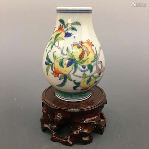 Chinese Famille Rose Vase