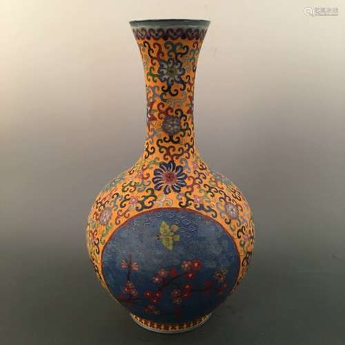 Chinese Cloisonne Bottle Vase, Qianlong Mark