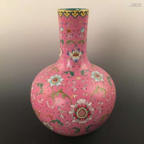 Chinese Famille Rose Vase, Qianlong Mark