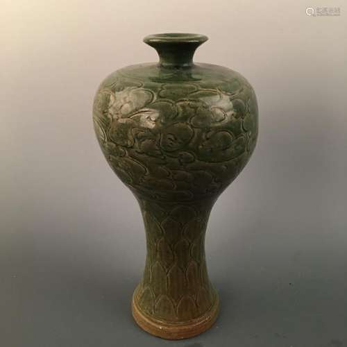 Chinese Yaozhou Kiln Vase