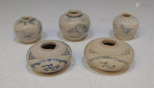 (5) Vietnamese Small Ceramic Blue and White Jarlet