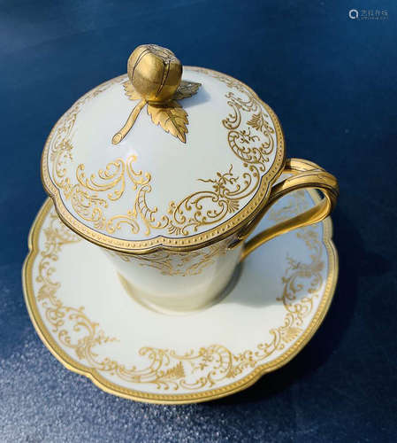 OLD PARIS PORCELAIN CUP&SAUCER