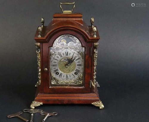 WUBA WALNUT MECHANICAL SELF-BELL CLOCK