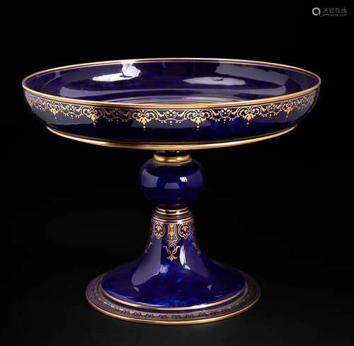 FRENCH ROYAL SEVRES GOLDEN EDGE PLATE