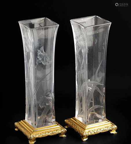 PAIR OF BACCARAT CRYSTAL VASES