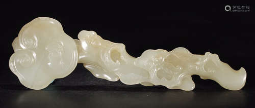 HETIAN JADE LINGZHI RUYI ORNAMENT