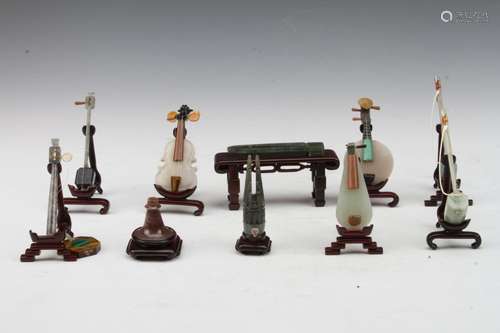 [CHINESE] A SET OF SMALL ORNAMENTS IN THE SHAPE OF MUSICAL INSTRUMENTS(TOTAL 10 ITEMS)H:5