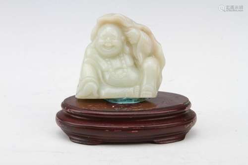 [CHINESE] HE TIAN JADE CARVED LAUGHING BUDDHA STATUE ORNAMENT WITH STAND (190.5g） L:3