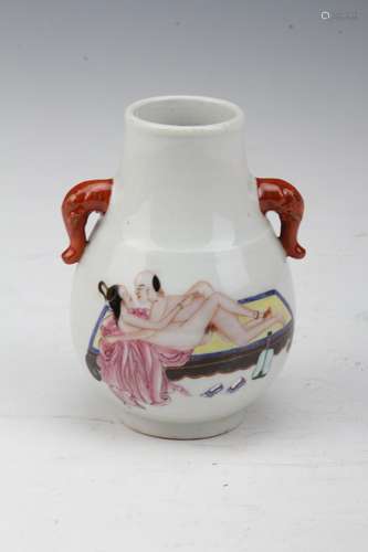 [CHINESE]QING DANASTY STYLED FAMILLE ROSE GLAZED DOUBLE EAR VASE PAINTED WITH EROTIC DRAWING L:3.1