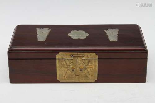 [CHINESE]A 20TH CENTURY PERIOD STYLED HARD WOOD MADE JEWELRY BOX INLAID WITH JADE L:9.25