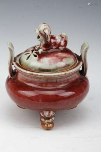 [CHINESE]MING DYNASTY STYLED RED GLAZED DOUBLE-EAR THREE LEGGED CENSER WITH COVER DECORATED WITH BEAST STATUE W:5.4