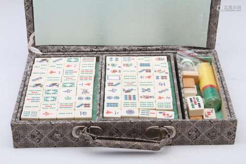 [CHINESE]A SET OF REPUBLIC OF CHINA PERIOD STYLED BAMBOO MADE MAHJONG L:11.8