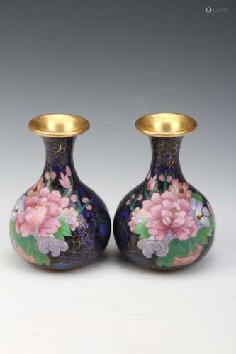 [CHINESE]A PAIR OF CLOISONNE ENAMEL VASES(TOTAL 2 ITEMS) W:5.5