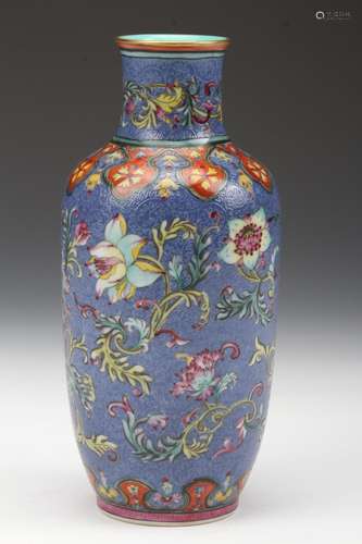 [CHINESE] DA QING QIAN LONG NIAN ZHI MAKRED CLOISONNE ENAMEL KUAYIN BOTTLE VASE WITH FLOWER PATTERN L:4