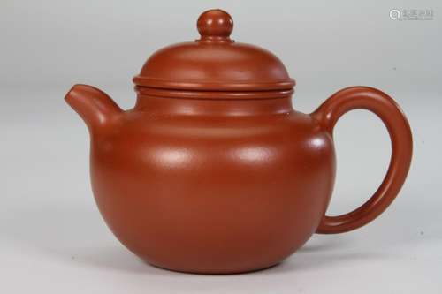 [CHINESE]ZHOU GUI ZHEN ZHI MARKED BOCCARO TEAPOT L:4.5