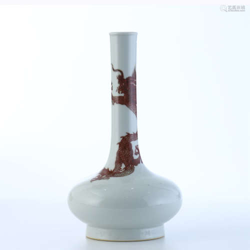 CHINESE PORCELAIN RED PAINTED DRAGON LONG NECK VASE