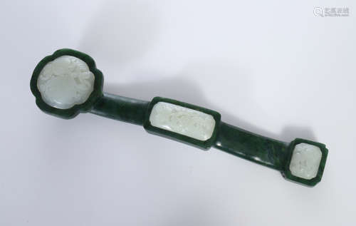 CHINESE WHITE JADE INLAID SPINACH JADE RUYI SECPTER