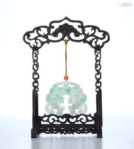 CHINESE JADEITE PLAQUE WITH ROSEWOOD FRAME