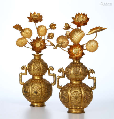 PAIR OF CHINESE GILT BRONZE DOUBLE GOURD VASE