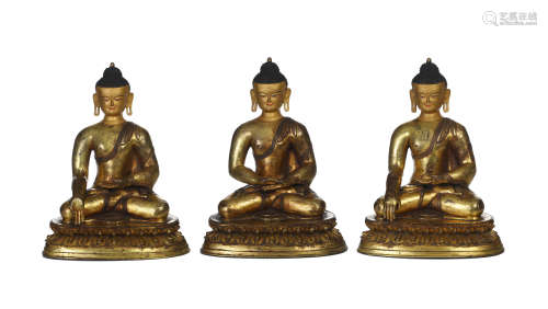THREE CHINESE GILT BRONZE SEATED BUDDHA